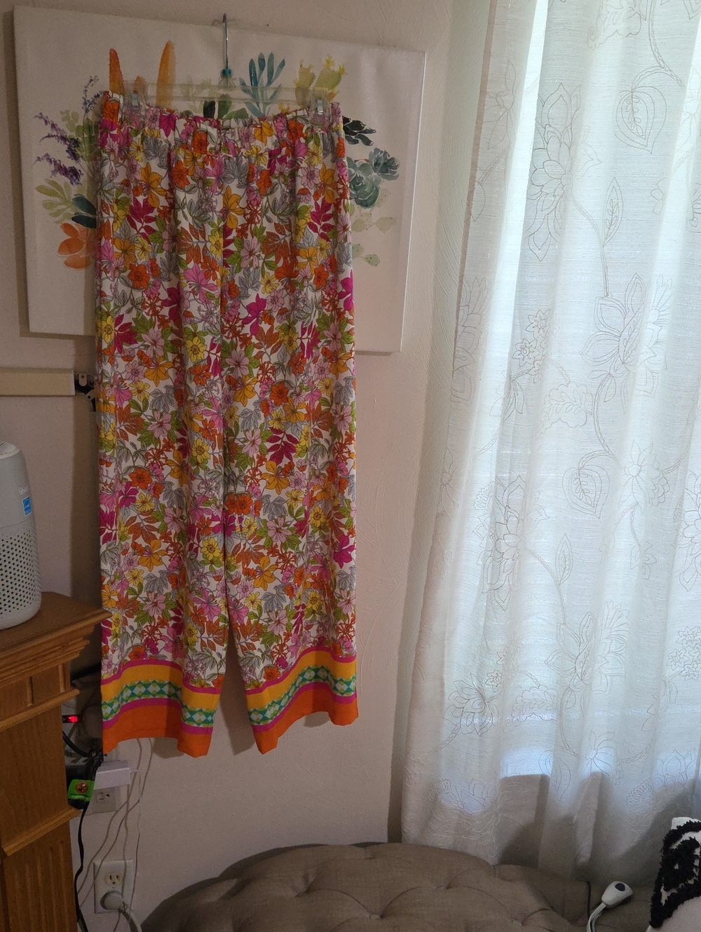 Vibrant Floral Wide-Leg Pants in Pink & Orange